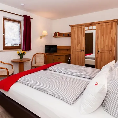 Effland Mit Innenpool Und Sauna 1 Stunde Zur Privatnutzung Pro Tag Bayrischzell