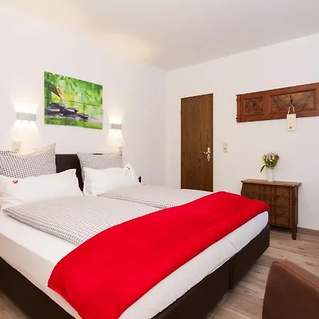Effland Mit Innenpool Und Sauna 1 Stunde Zur Privatnutzung Pro Tag