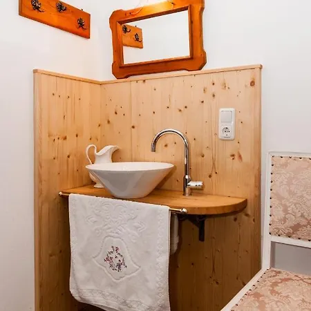 Hotel Effland Mit Innenpool Und Sauna 1 Stunde Zur Privatnutzung Pro Tag *
