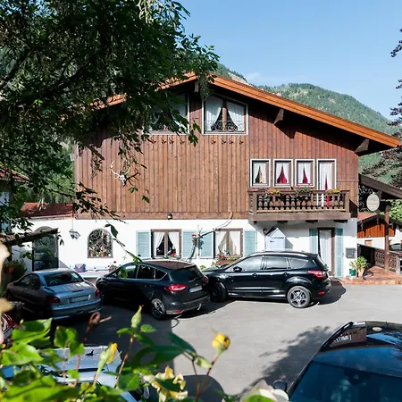 Effland Mit Innenpool Und Sauna 1 Stunde Zur Privatnutzung Pro Tag